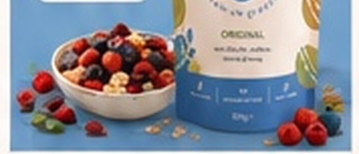 Bol de Granaliya Berry Delight avec une présentation fruitée